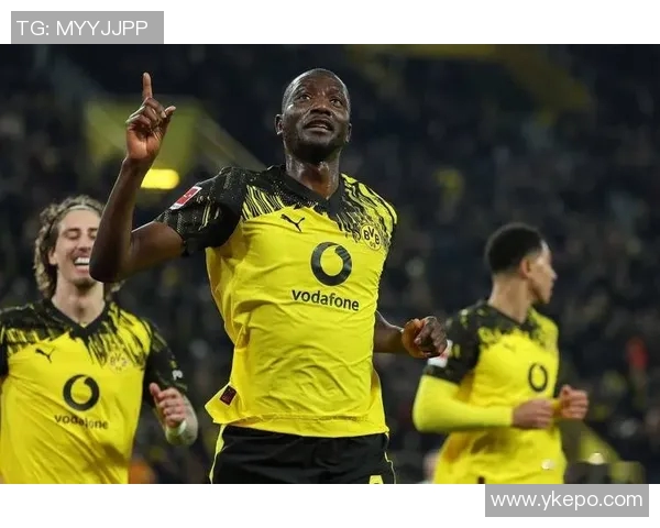 多特蒙德主场大胜不莱梅，激情澎湃的绿茵战场！