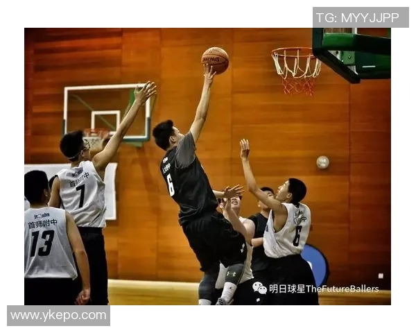 凯-费尔德_备战季后赛，球队士气高涨备战火热