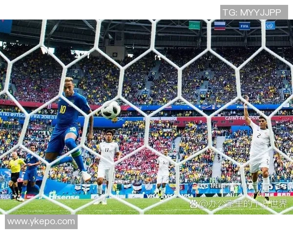 意甲球队拉齐奥将迎战米兰,双方实力均衡排名榜首激战不容错过 意甲球队拉齐奥将迎战米兰,双方实力均衡排名榜首激战不容错过